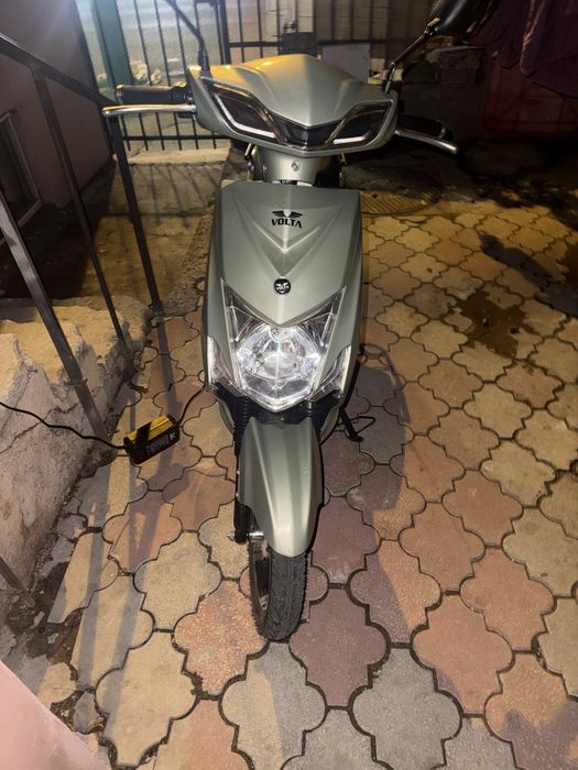 Vand scuter electric