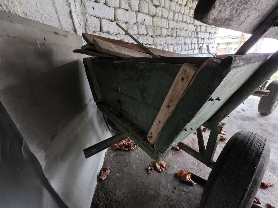 Каруца с теглич за автомобил