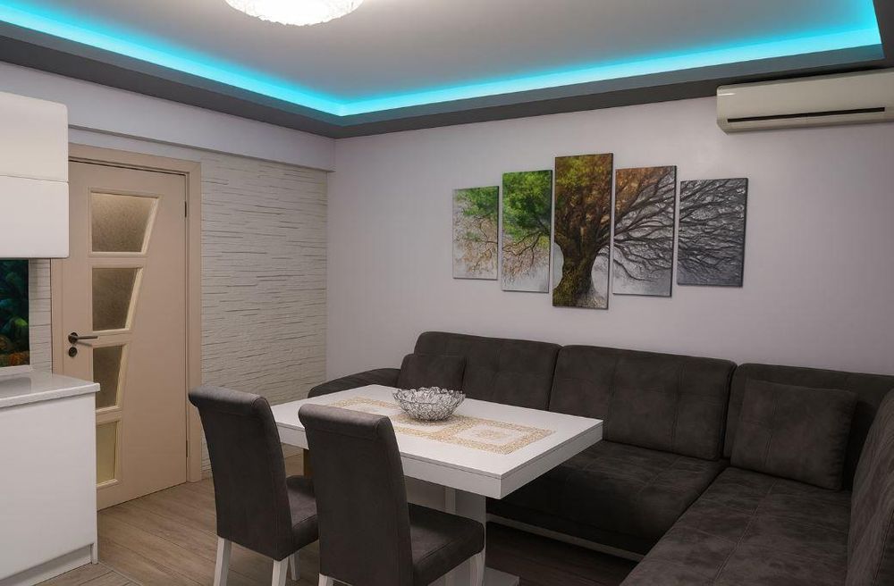 Тристаен апартамент в района на Зимно кино Тракия!