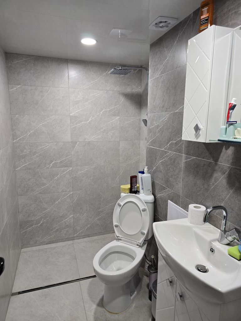 Продава се Тристаен апартамент в Казанлък - 83 кв.м за 737 €/кв.м - Снимка #4