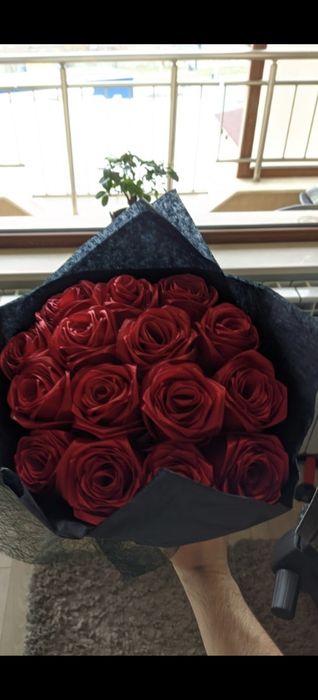 Ръчно изработени сатенени рози – вечни букети