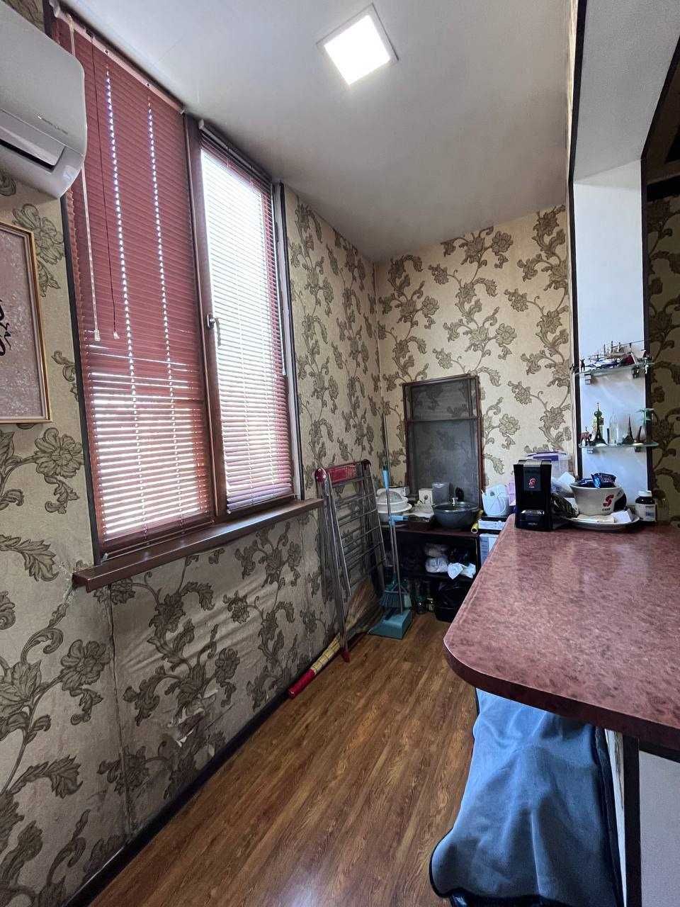 СРОЧНО !! Продается квартира в Яшнабаде 2/3/4 ( 50 кв/м ) Авиасозлар 2