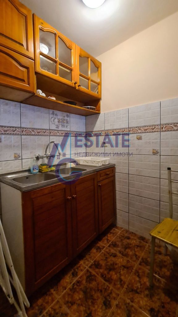 Дава се под наем Двустаен апартамент в Бургас, Център - 47 кв.м за 360 € - Снимка #3
