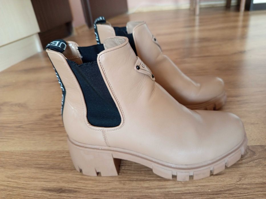 Дамски оригинални боти