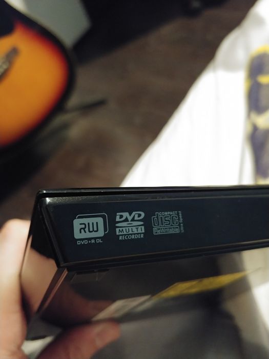 PRET FIX DVD-RW extern ASUS SDRW-08D2S-UBK, USB 2.0, negru