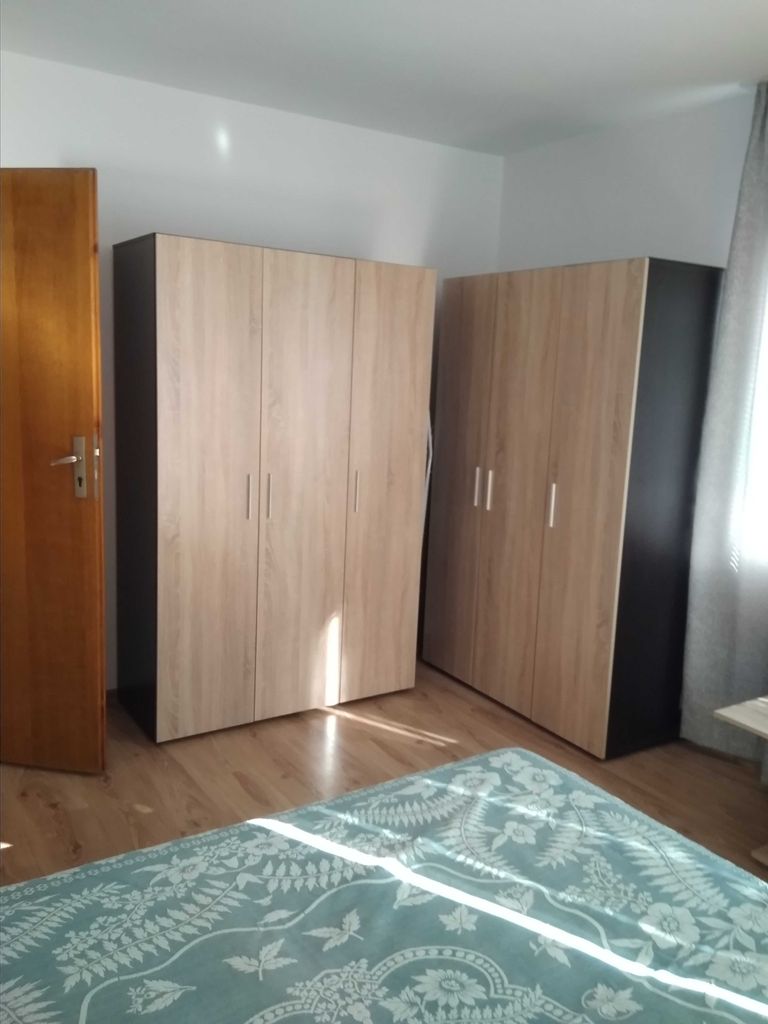 Дава се под наем Четиристаен апартамент в Варна, Левски - 140 кв.м за 510 € - Снимка #8