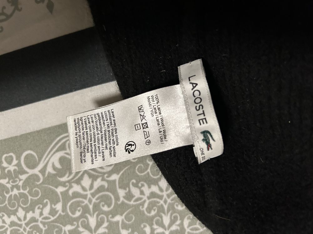 Шапка Lacoste one size