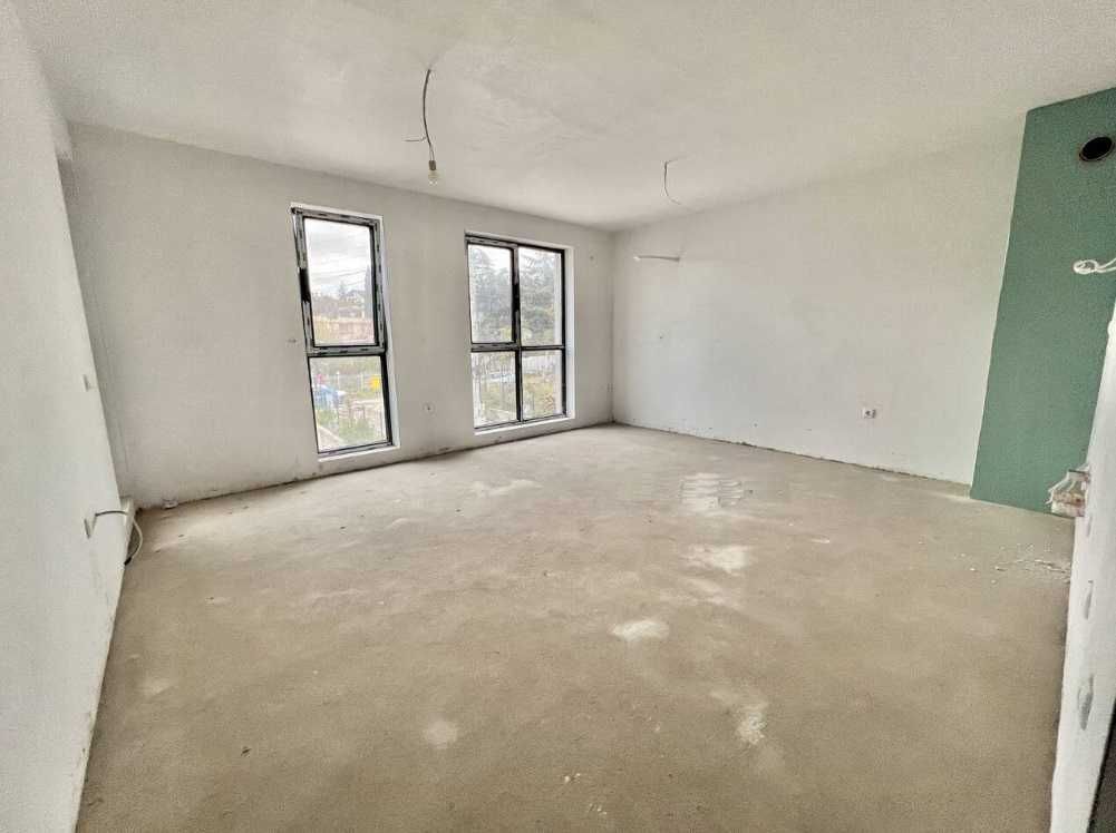 Продава се Тристаен апартамент в к.к. Св.Св. Константин и Елена - 85 кв.м за 1977 €/кв.м - Снимка #2