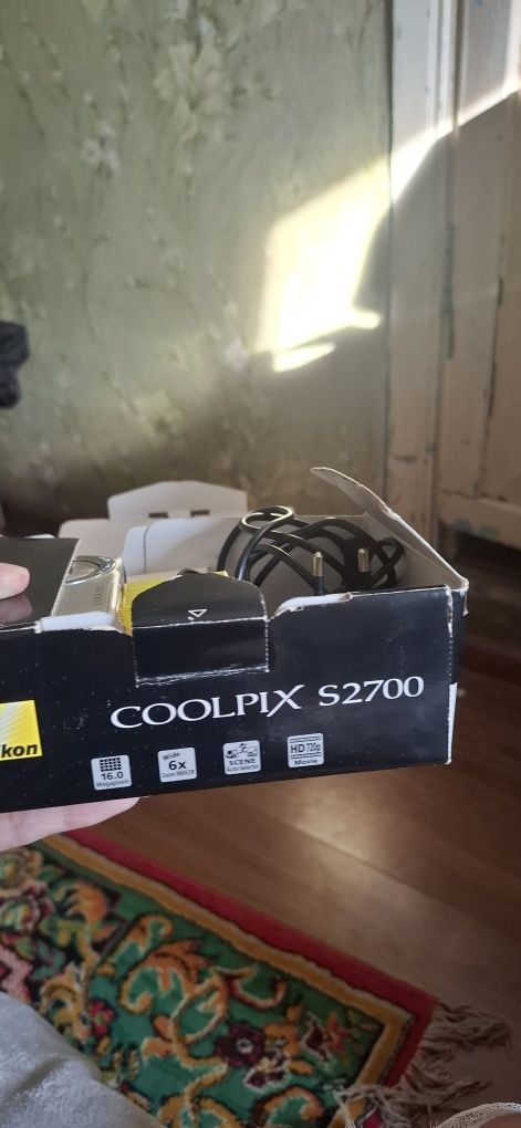 Nikon coolpix S2700