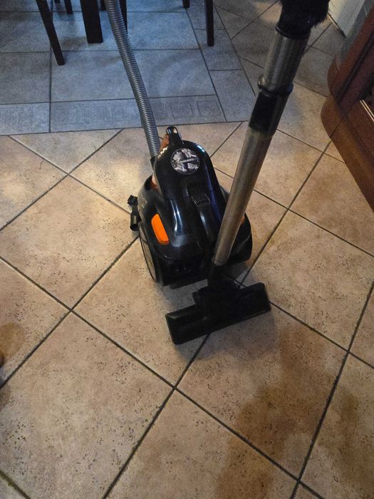 Прахосмукачка Rowenta compact power cyclonic
