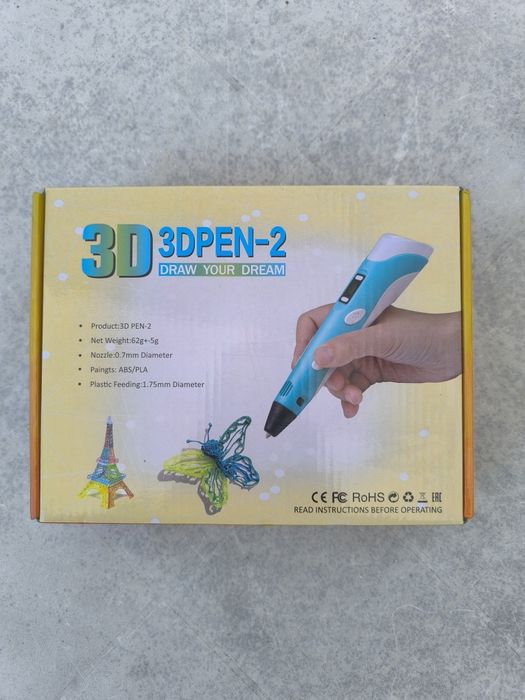 Stilou 3D portabil care utilizează filament de plastic