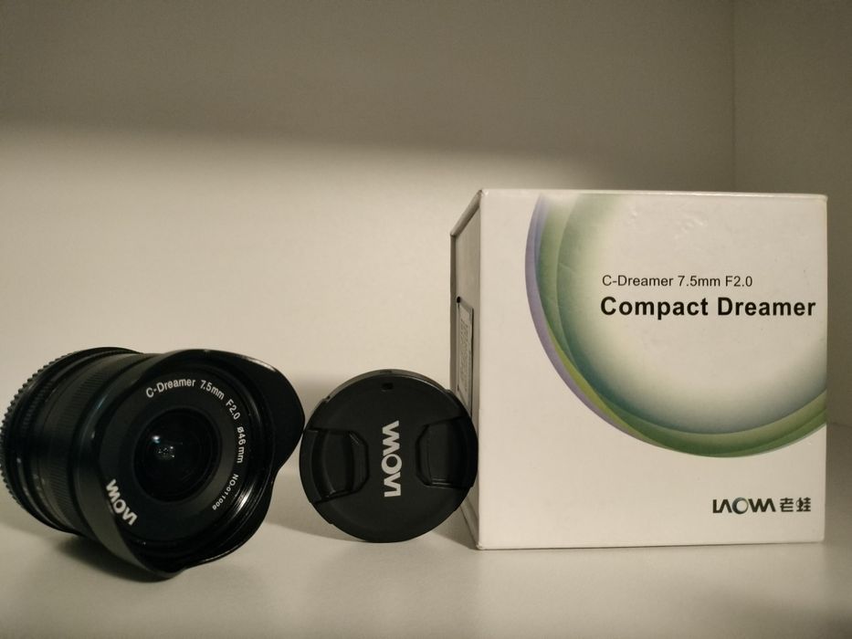Vând obiectiv Laowa 7.5 MM F2. 0