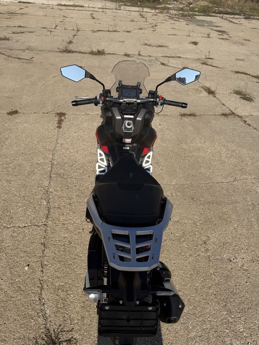 Rent  SCOOTER 125cc,  50cc