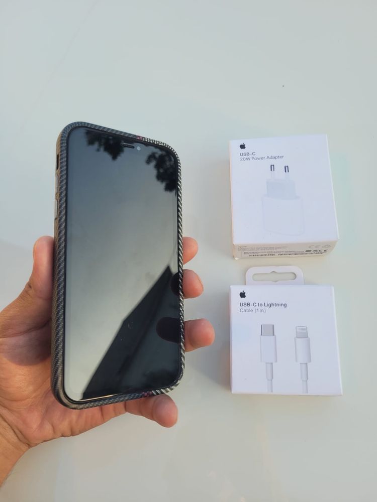 Продается Iphone XR 64GB