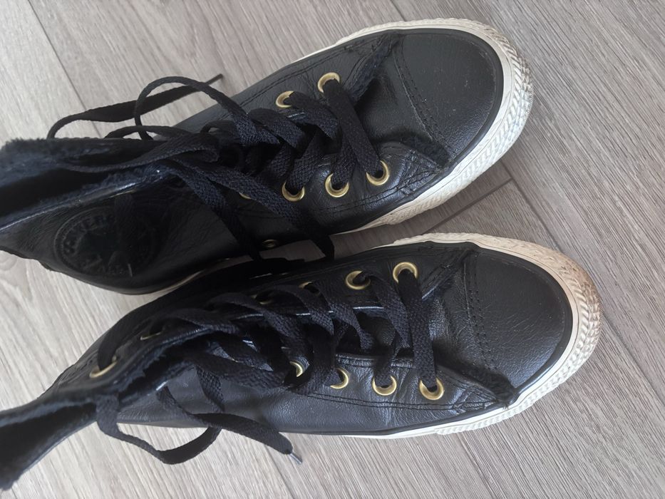 Ghete din piele Converse