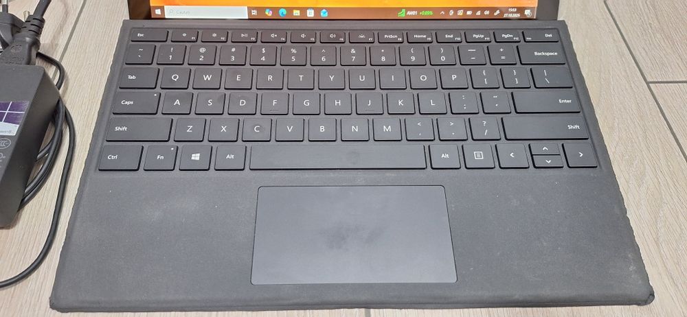 Microsoft Surface Pro 5 i5-ssd128-8gbram