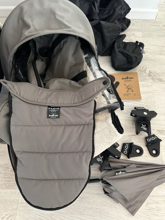 Carucior Babyzen YOYO2 complet cu landou si accesorii originale