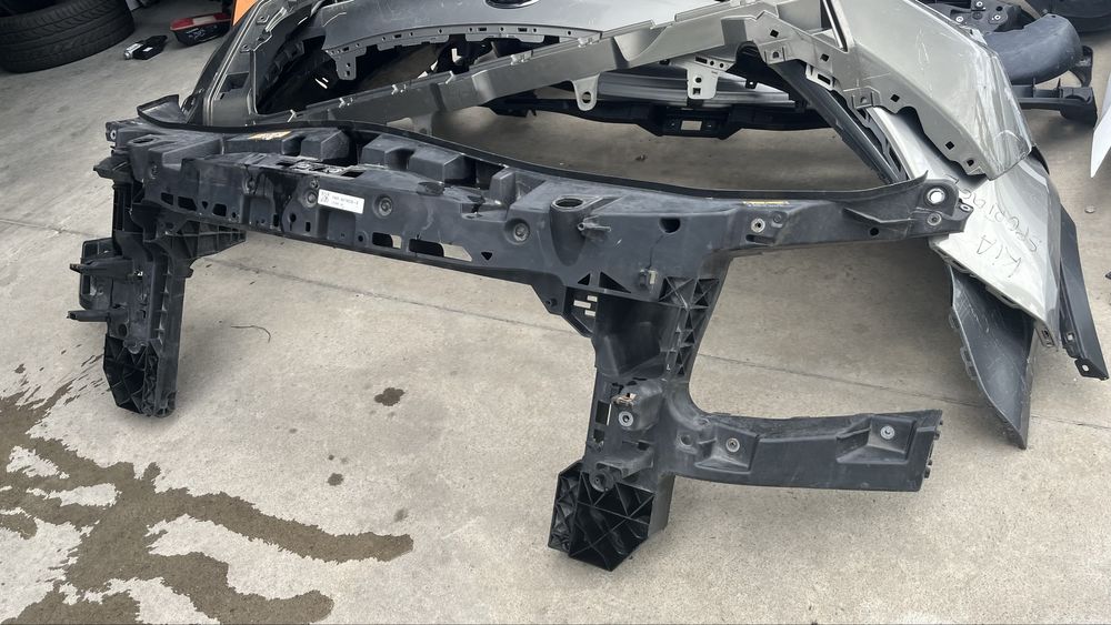 Основа за броня Mercedes Sprinter