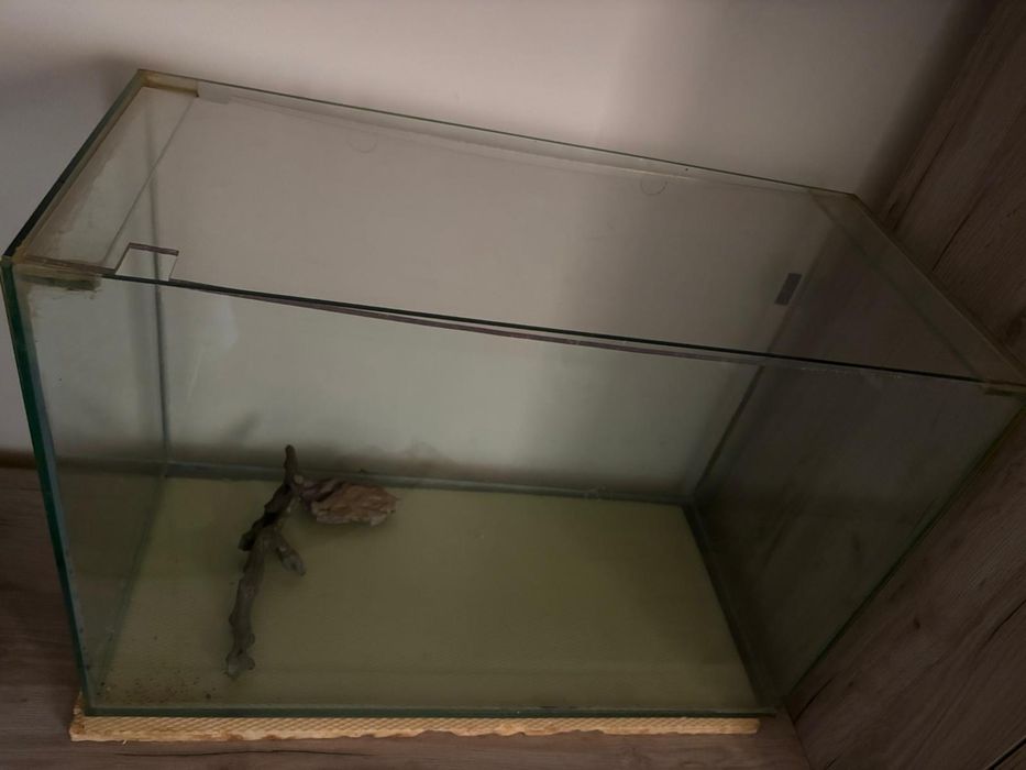 Acvariu de pesti 150 litrii !