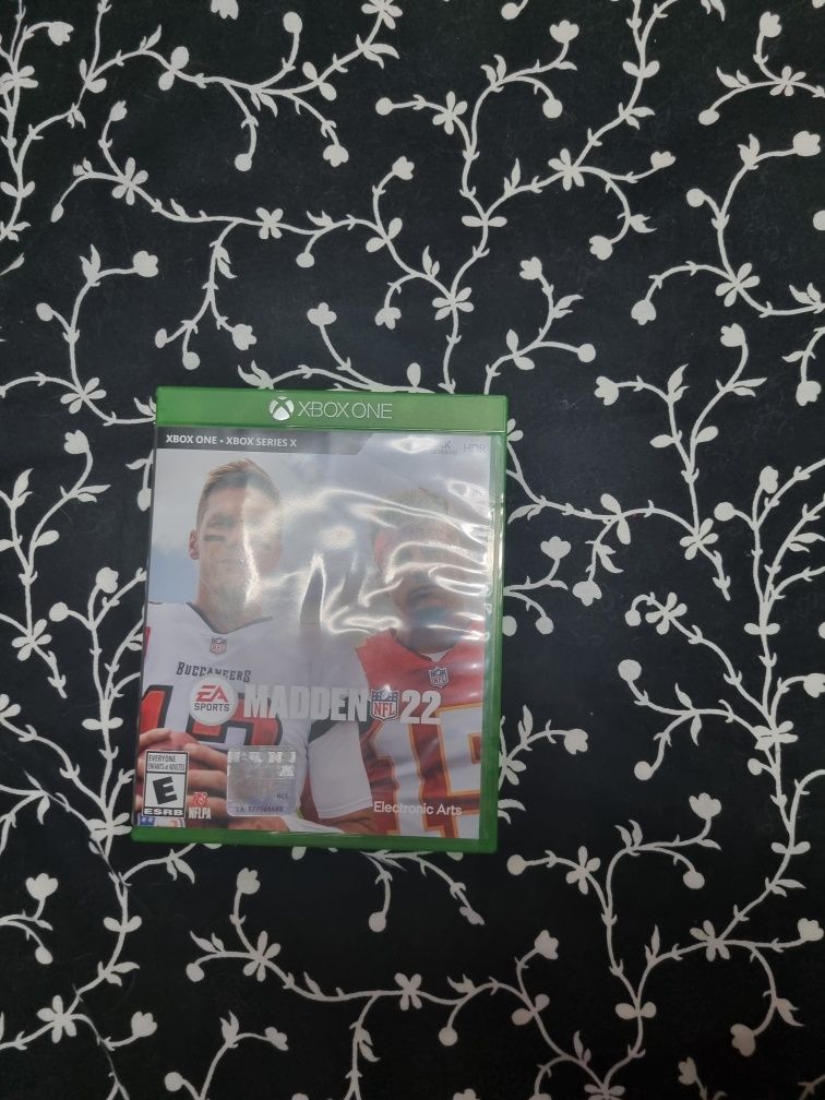 Joc Xbox One Madden NFL