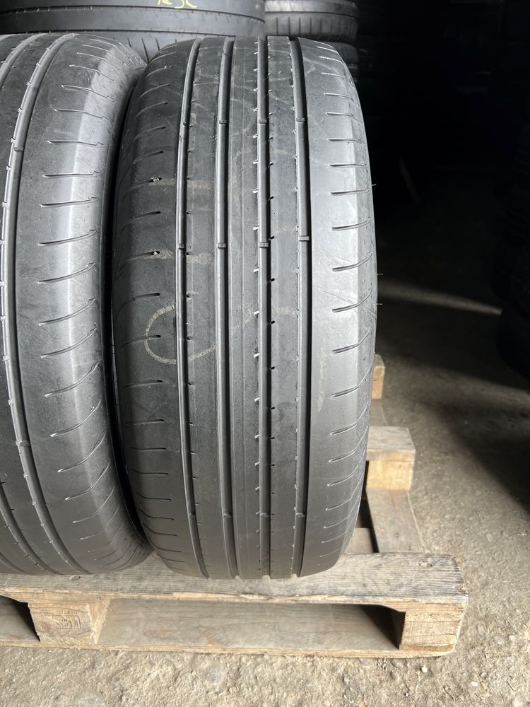 2 anvelope de vara 235/60/18 Goodyear!