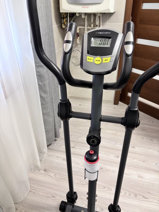 Bicicleta eliptica E380 Techfit