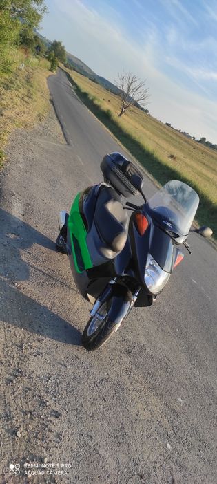 Honda scuter 250 ccm