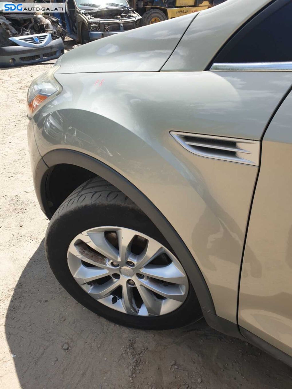 Aripa Stanga Fata Ford Kuga 1 2008 - 2013 Culoare P8 [C7824]