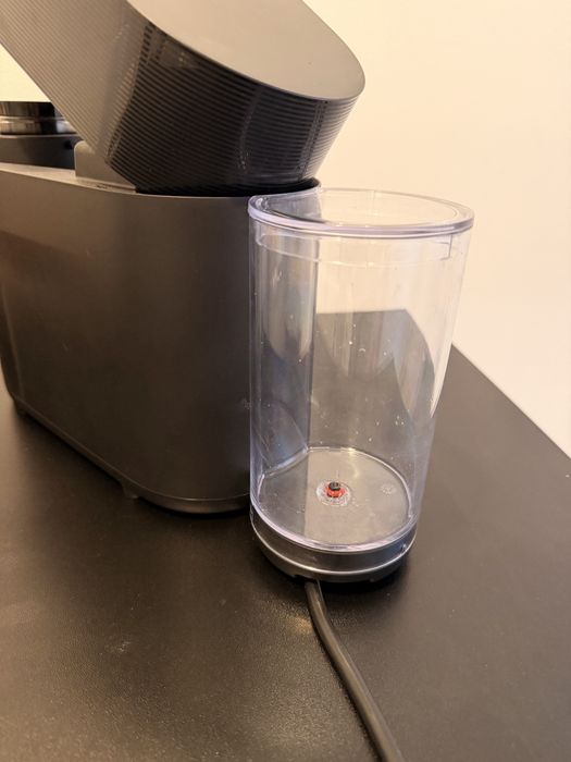 Nespresso Vertuo Pop impecabil