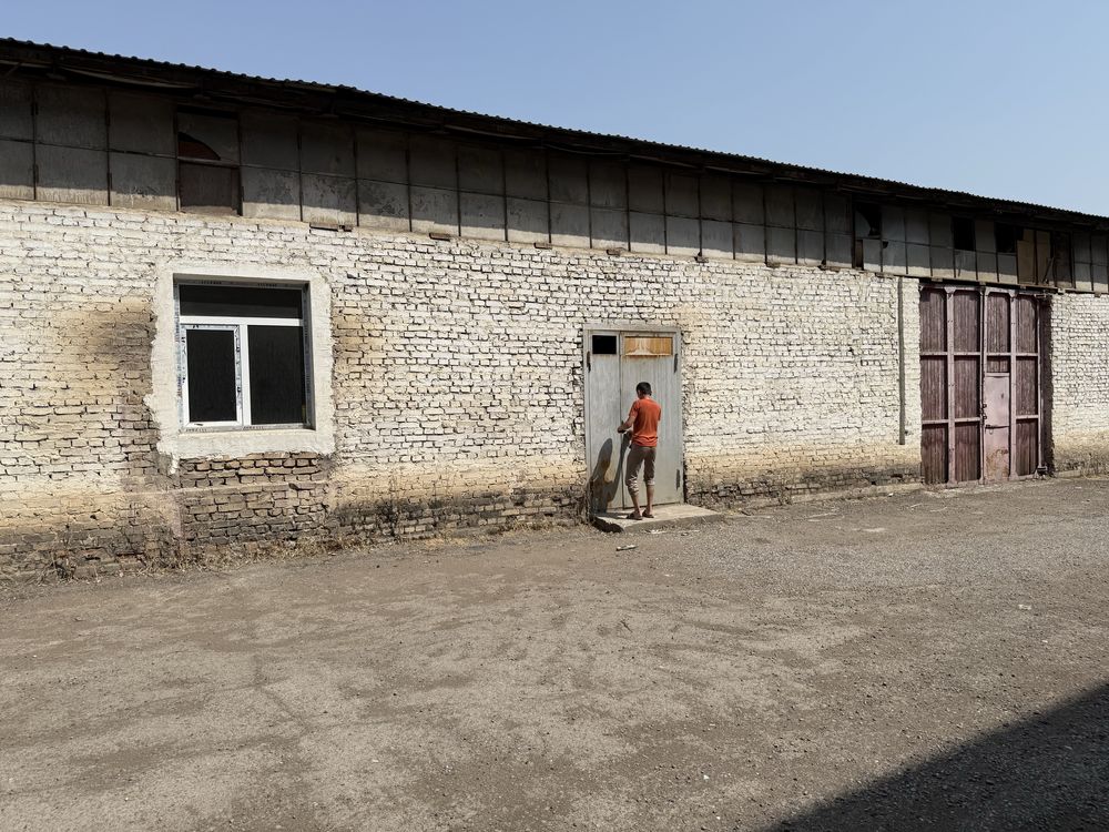 Jomiy bozor yaqinida OMBORXONA ijaraga beriladi