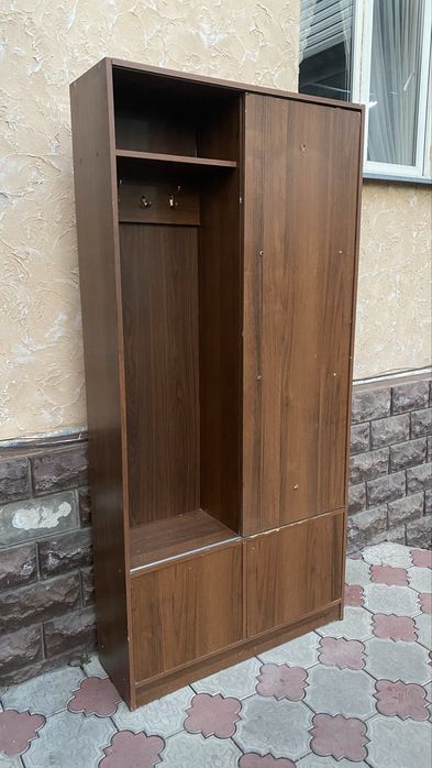 Продам Прихожую мебель