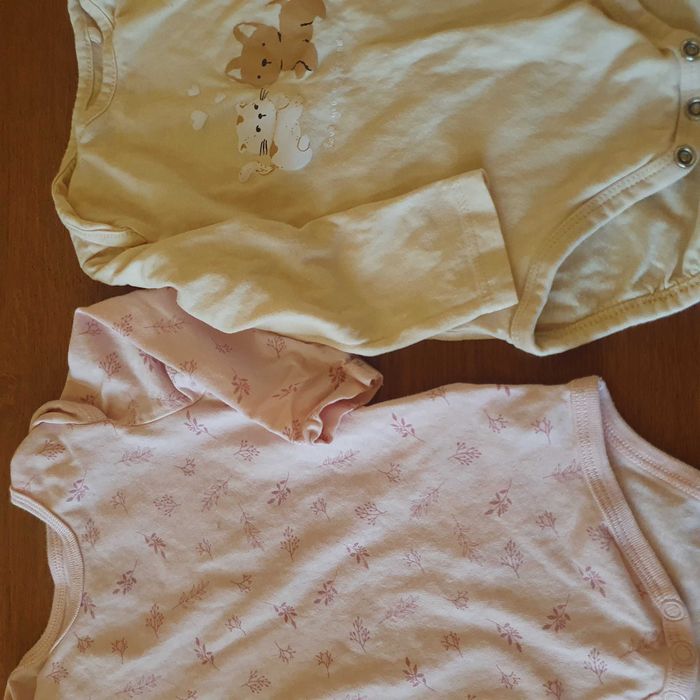 Бебешки дрехи запазени по 1 лв маркови