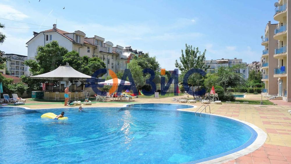 Продава се Двустаен апартамент в к.к. Слънчев бряг - 66 кв.м за 1235 €/кв.м - Снимка #11