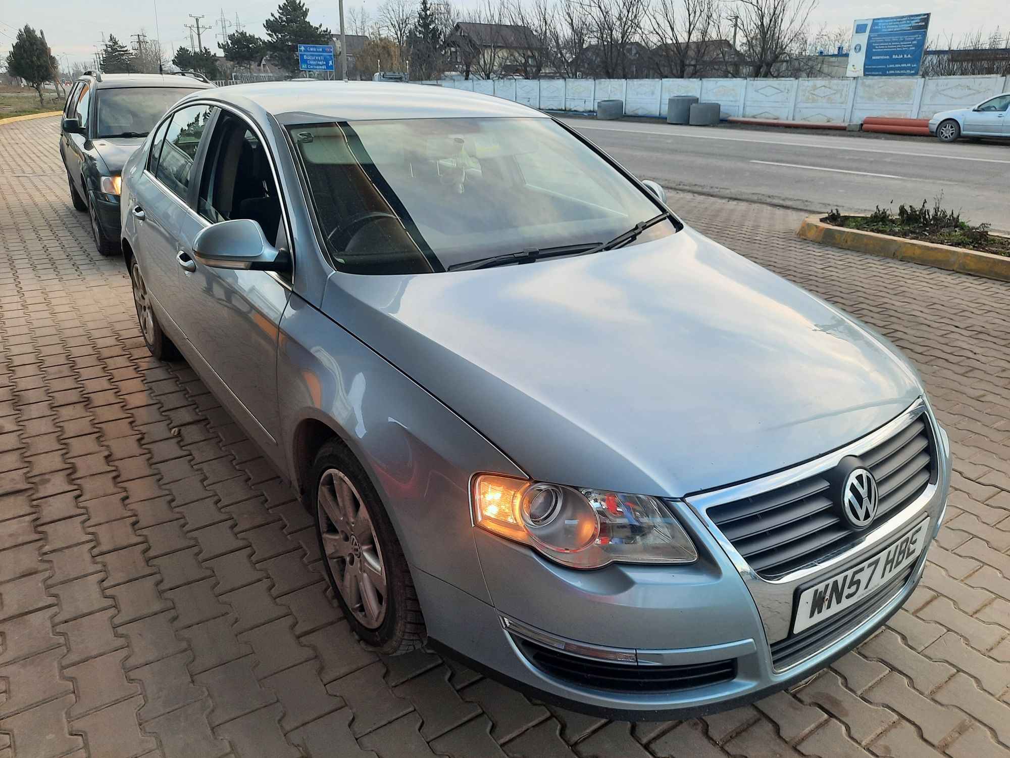 Dezmembrez Pasaat b6 2.0 tdi BKP DSG