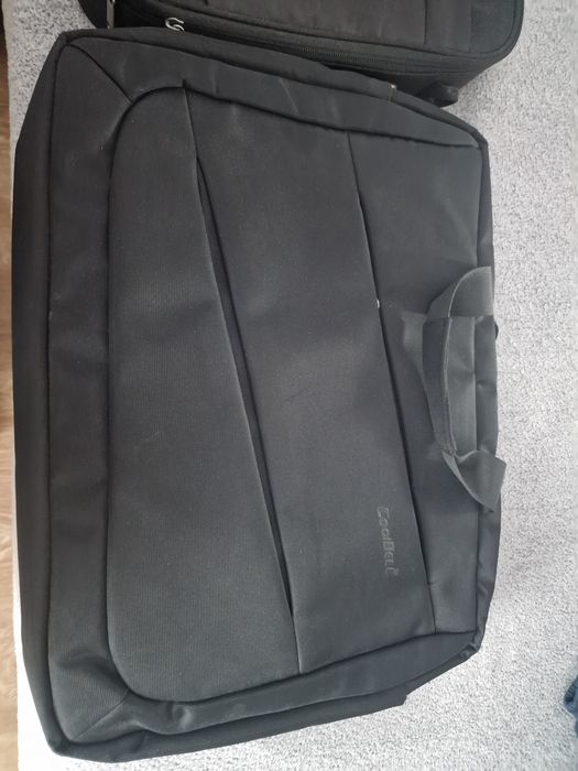 Geanta laptop 18 inch caselogic/coolbell