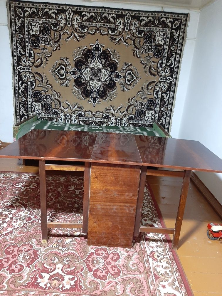 Стол раскладной продам