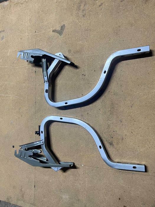 Кронштейн Петли багажника Toyota Camry 40/45