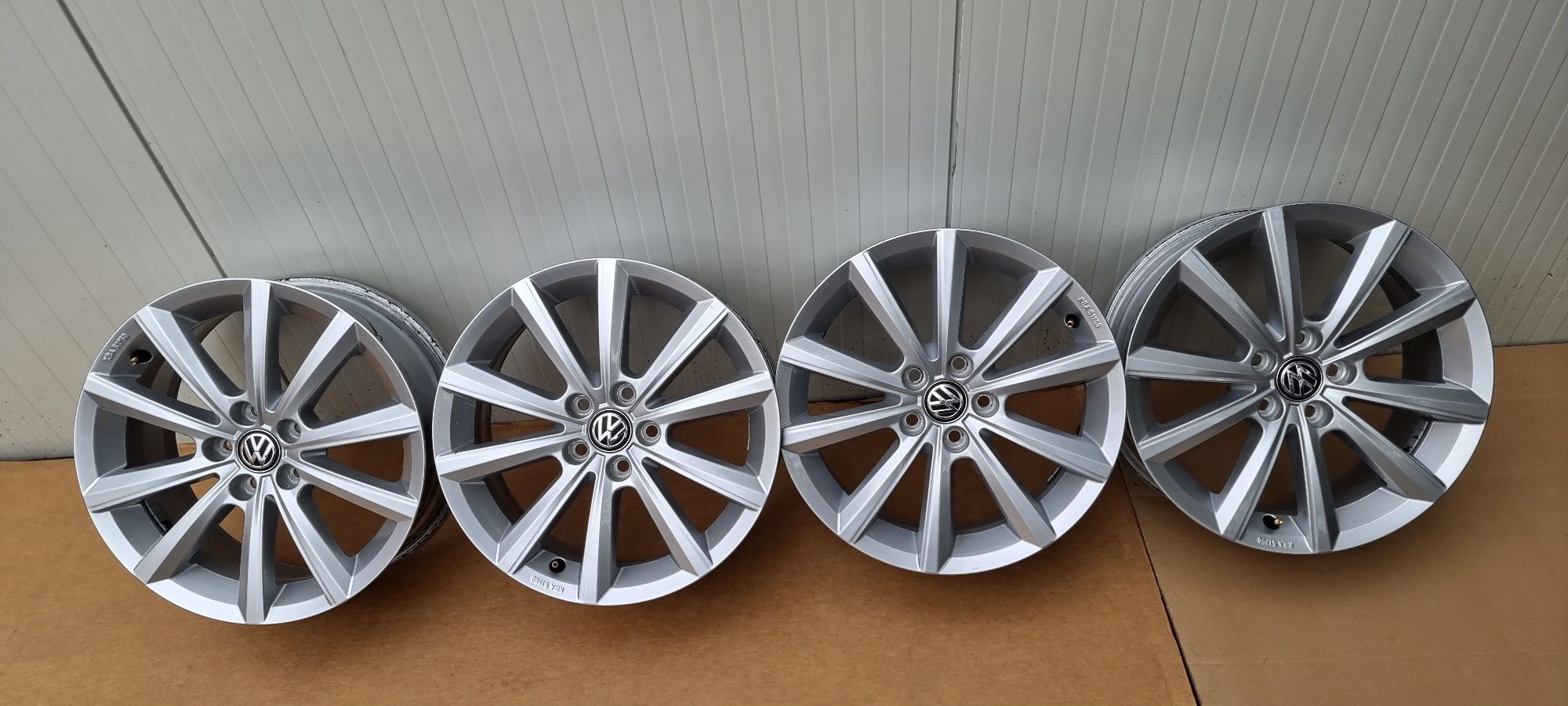 Jante r 16 vw t cross,polo,taigo,fabia,rapid,arona-5x100