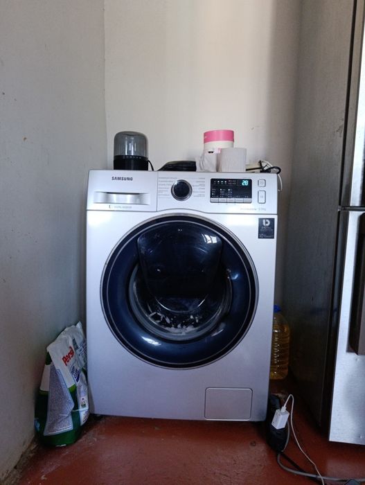 Продам стиральную машину SAMSUNG