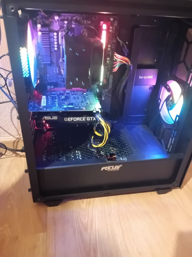 Геймърски компютър   Ryzen5  2600x 16gb gtx1660s 6gb