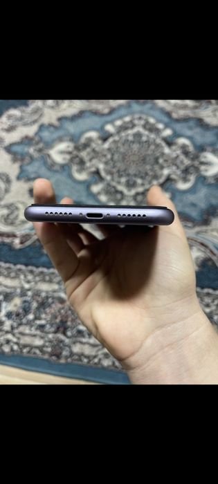 Iphone 11 sotiladi xotira 64g