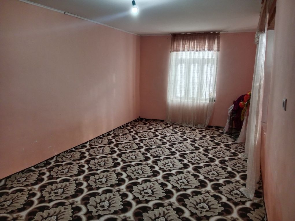 Hovli uy 11,5 sotix srochna