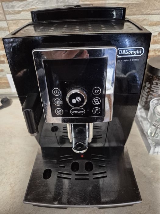 Espressor automat DeLonghi Cappucino ECAM 23.460B