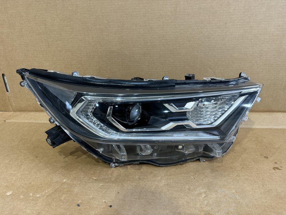 Far dreapta toyota rav 4 2019 - IV full led 2020 2021 2022