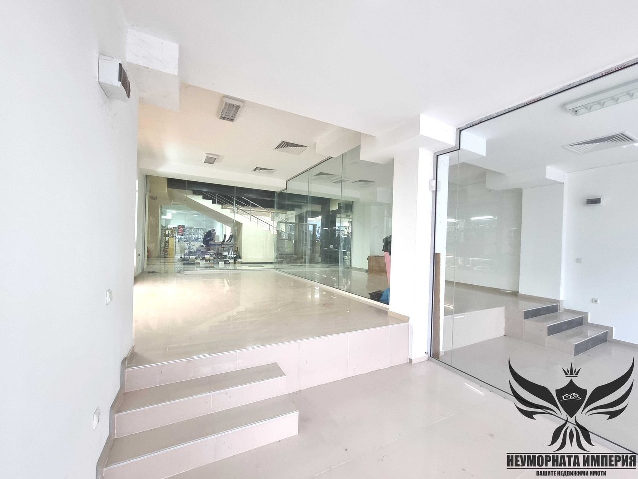 Дава се под наем Офис в Асеновград - 40 кв.м за 282 € - Снимка #8