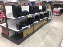 Торговое оборудование для магазинов стеллажи витринный полки витрины