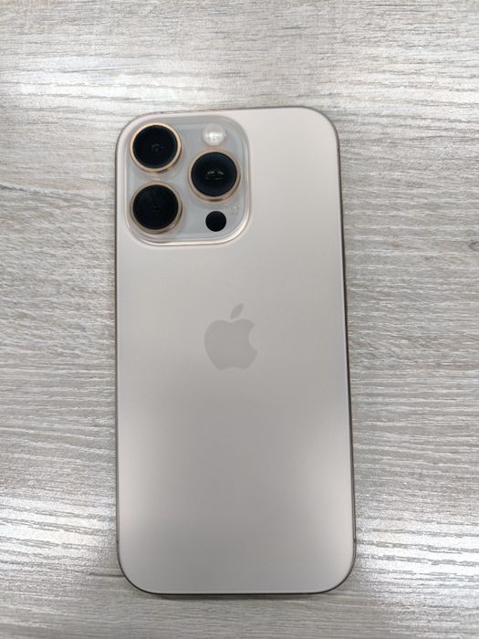 Продам iPhone 16 pro, 256 GB