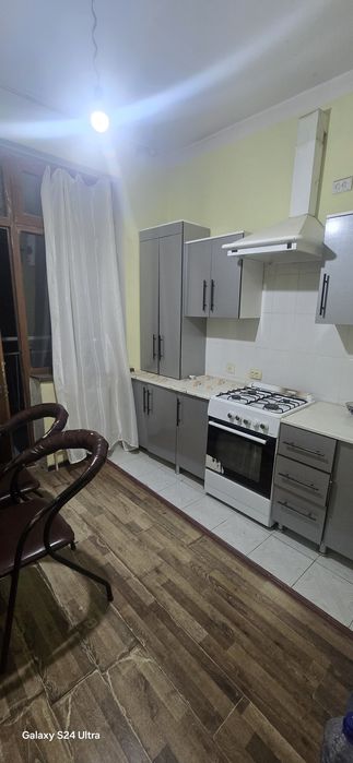 1 хонали 49 кв.м 3 кават бизнес сентирда