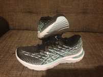 Adidasi asics alergat  noi