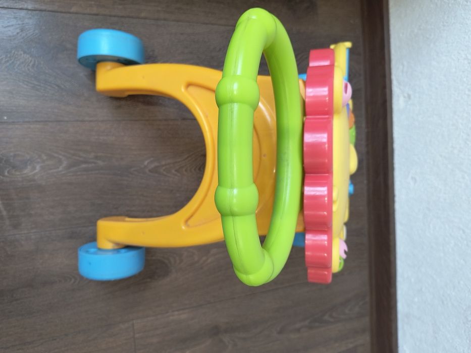 Проходилката Fisher-Price Musical Lion Walker